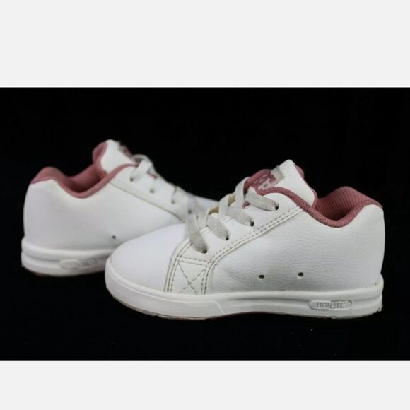 DC Skateboard Shoes Toddler Size 7 White With Pink Camo Graffix. - Picture 1 of 9